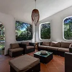 Rosanna Villa Santa Margherita di Pula