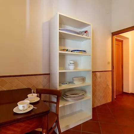 Rosanna * 산타마르게리타디풀라