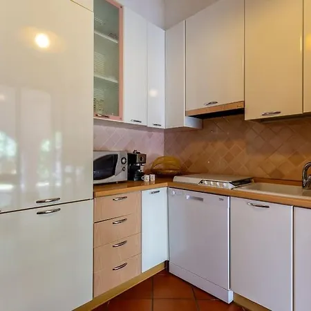 Rosanna * 산타마르게리타디풀라